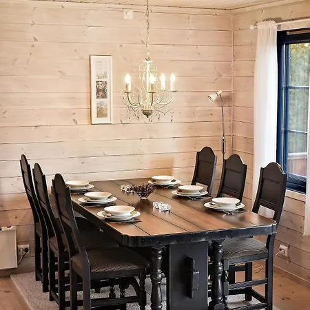 Cosy Norwegian With View & Fireplace - Marit's *