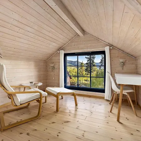 Cosy Norwegian With View & Fireplace - Marit's Holiday home Vradal